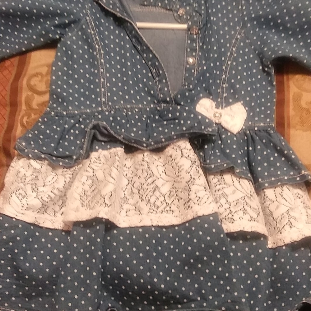 Clothes (jean long sleeves dress)